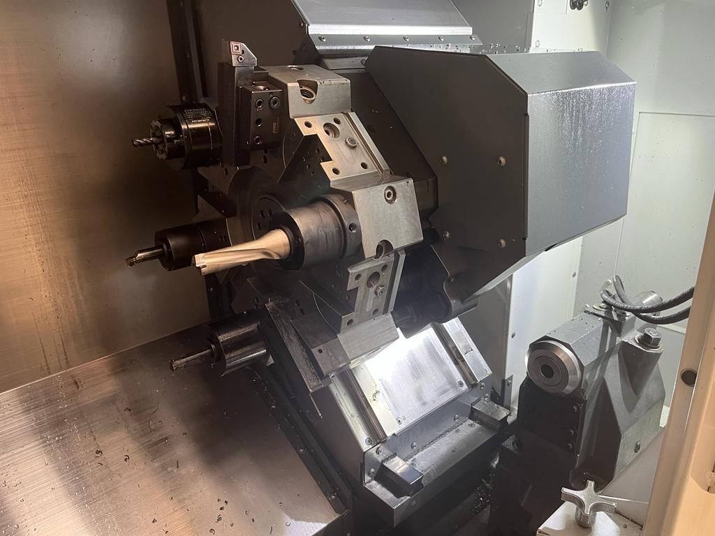 Tour 4 axes HAAS ST-10Y